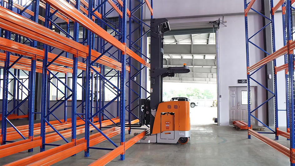 Customer Case | ZOWELL Double Deep Reach Truck Empower Sports Equipment Industry to Create High-Level Dense Storage